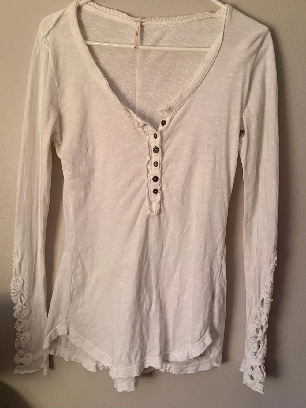 Free People Toosalossa White Crochet-Sleeve Long-Sleeve Henley Top M Boho